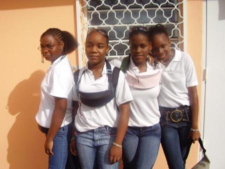 QUATRE DROLE DE DAME